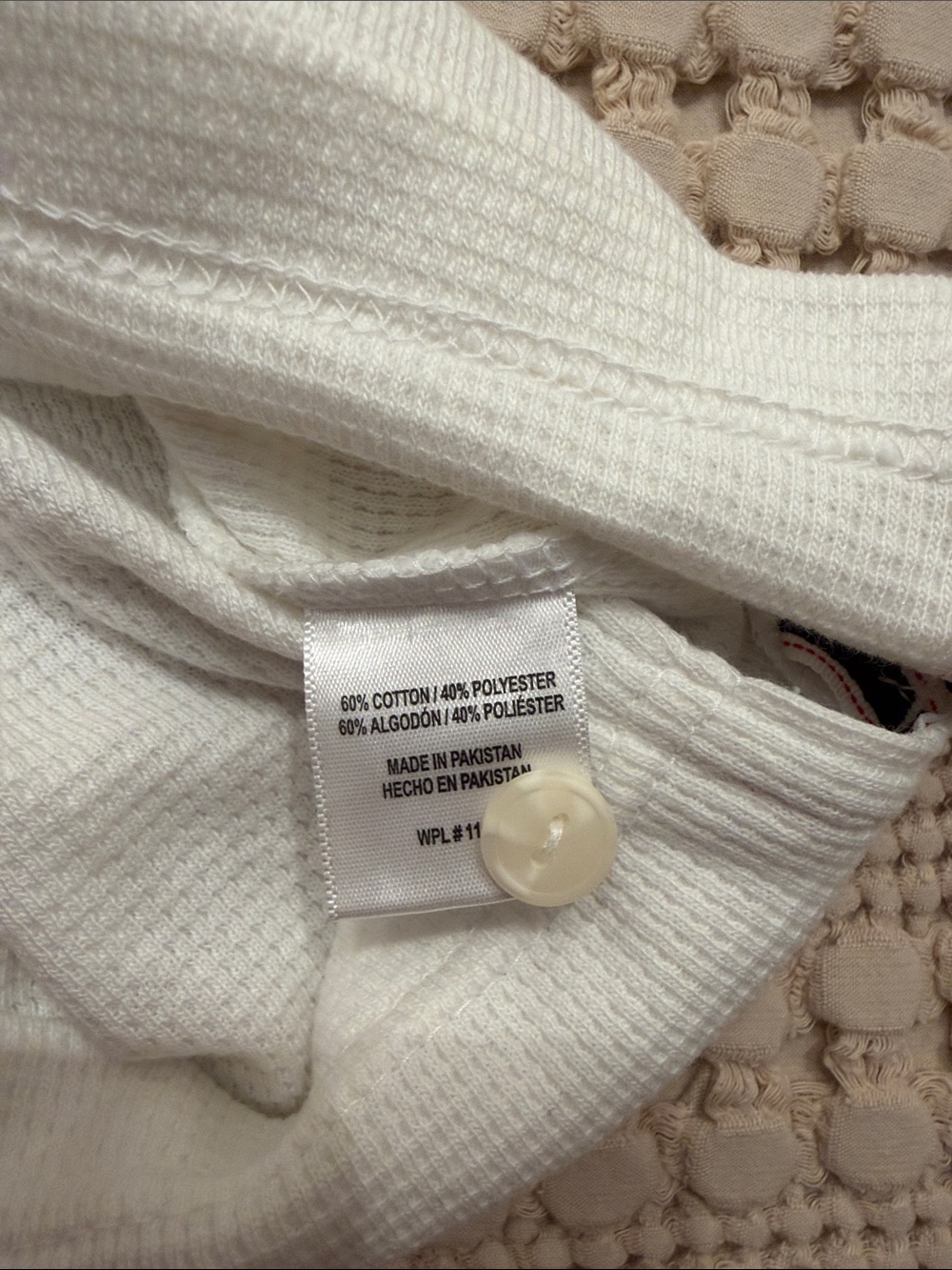Weatherproof Vintage Men's White Long-Sleeve Henley - Picture 4 of 7